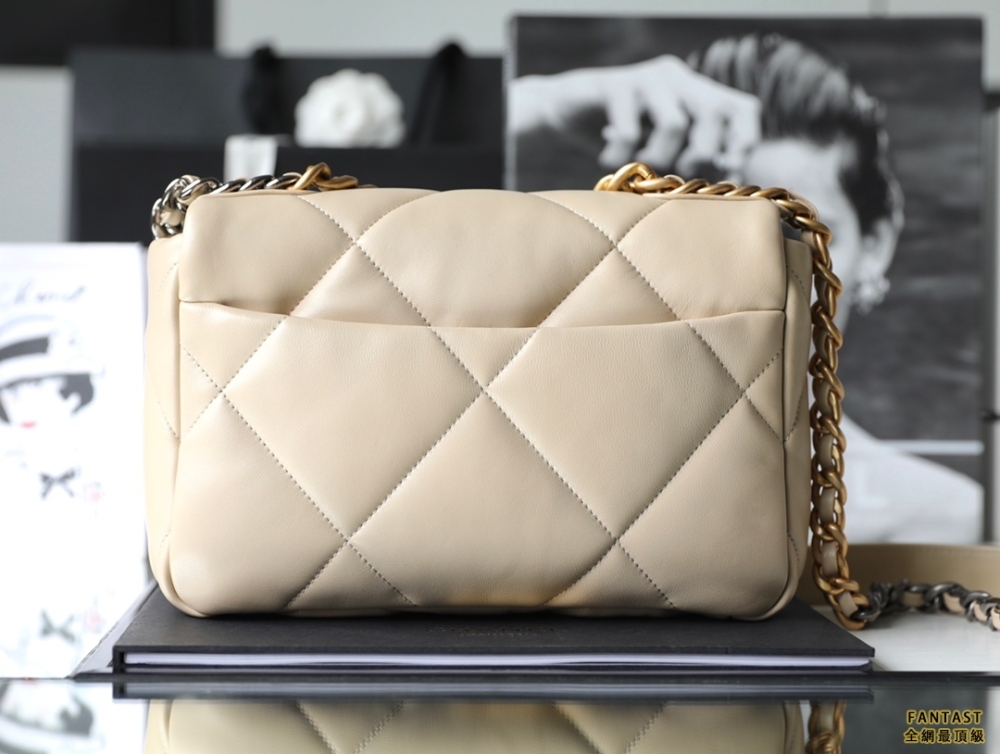 chanel 19bag 19手袋  小號 杏色