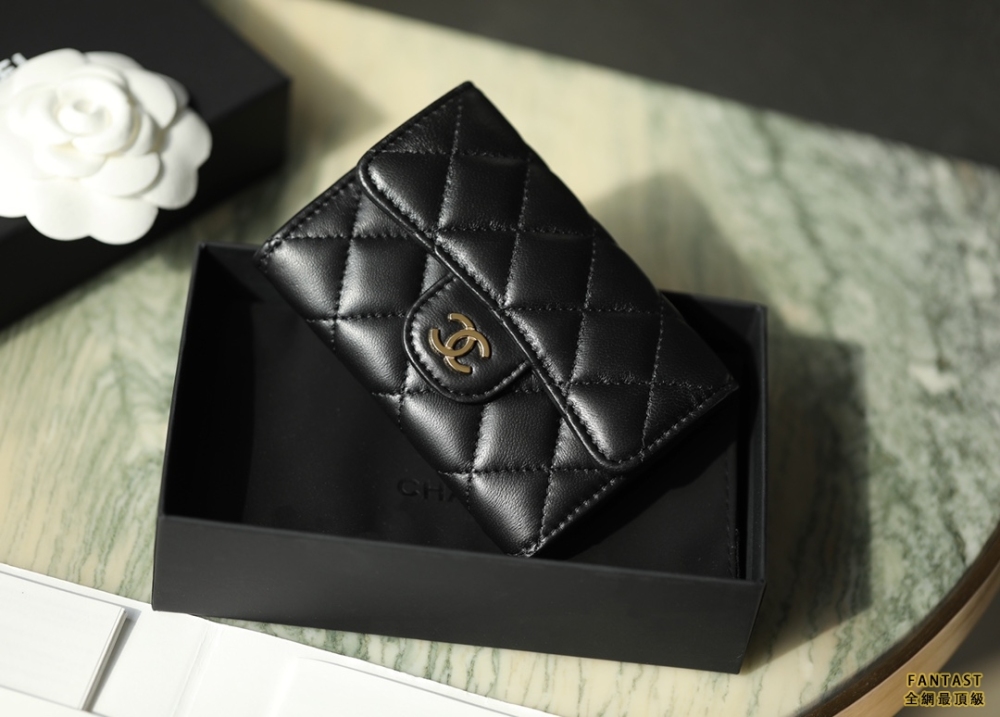 CHANEL CLASSIC 翻蓋零錢包 CF細膩羊皮卡套 黑金