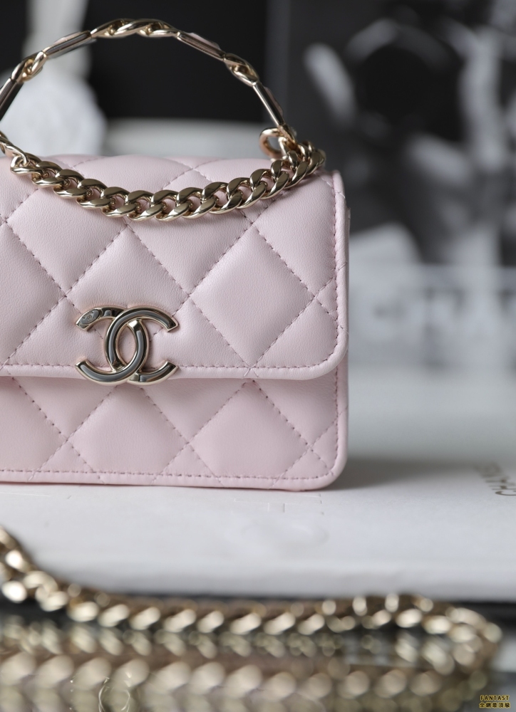 Chanel 22s春夏｜淡粉色 琺瑯手柄mini鏈條包