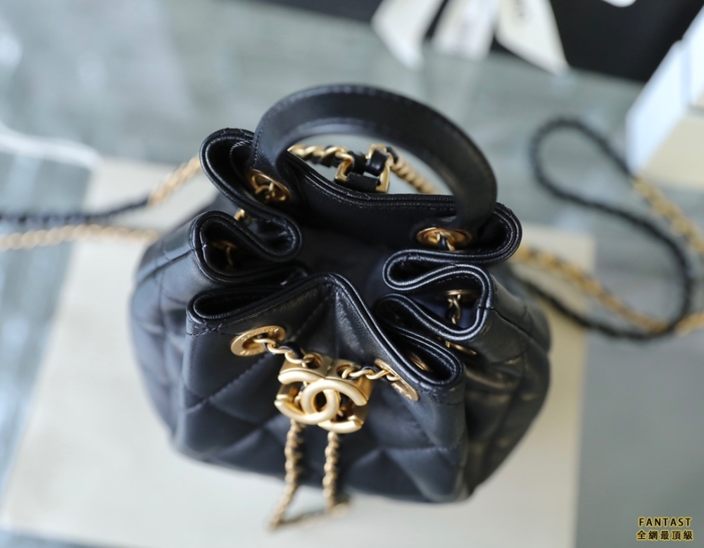 chanel 雙肩背包 黑色 22s抽繩水桶背包