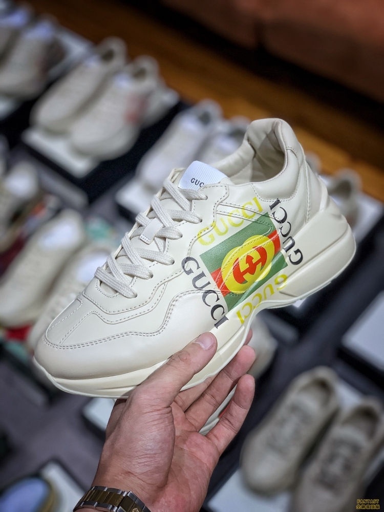 G家Rhyton 復古經典標識老爹鞋