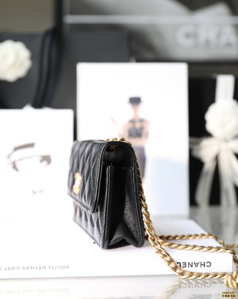 Chanel 22k秋冬 小金柱調節鏈手機包 黑色