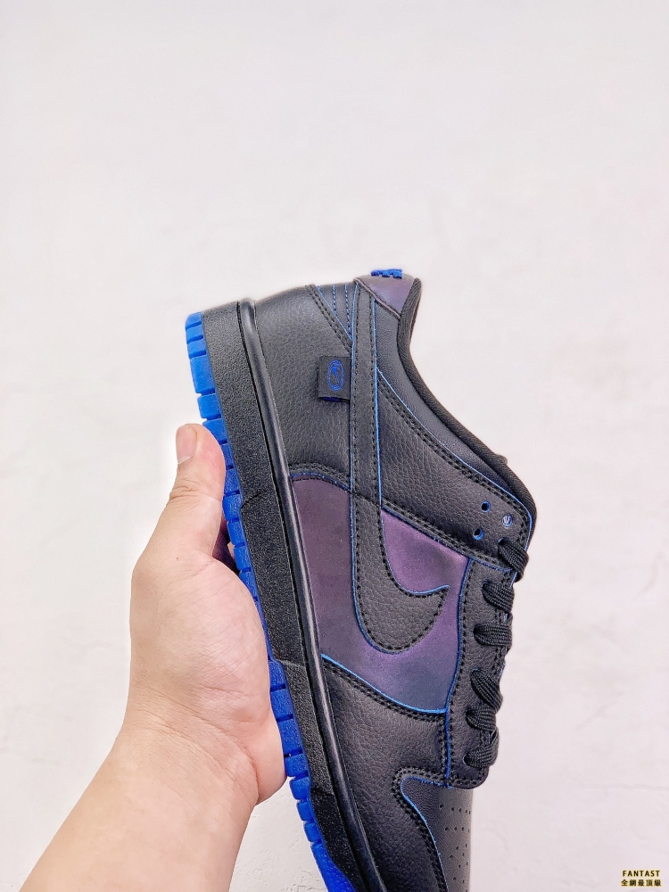 Nike Dunk SB Low 黑藍配色