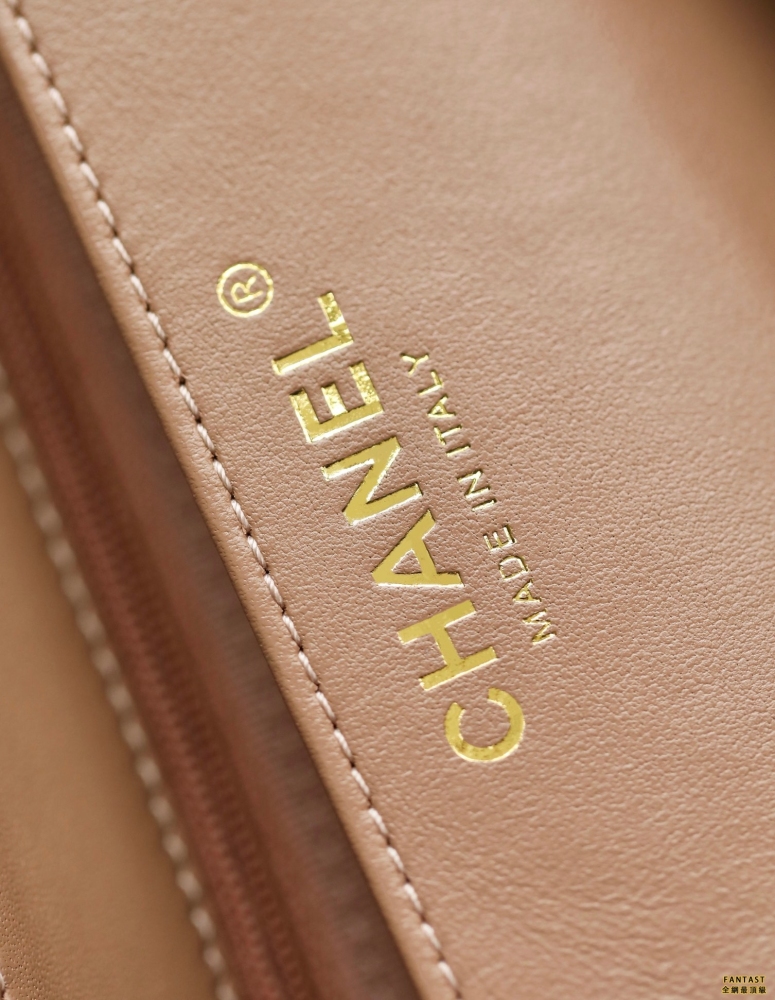 Chanel 22K秋冬 小金柱調節鏈口蓋包大號 奶茶色 