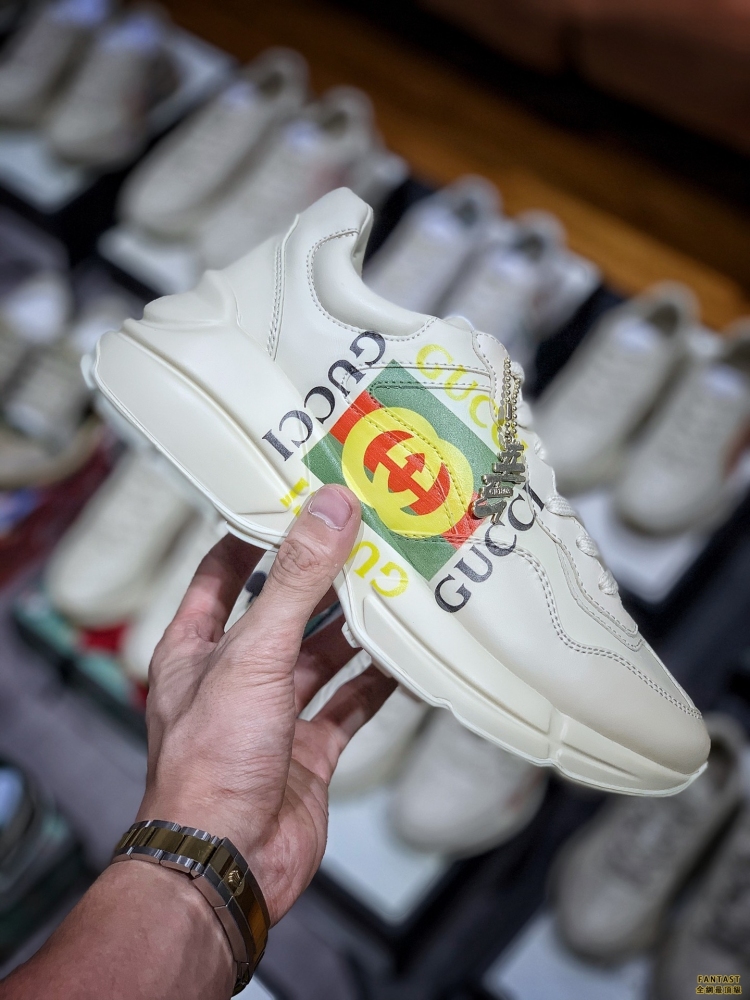 G家Rhyton 復古經典標識老爹鞋