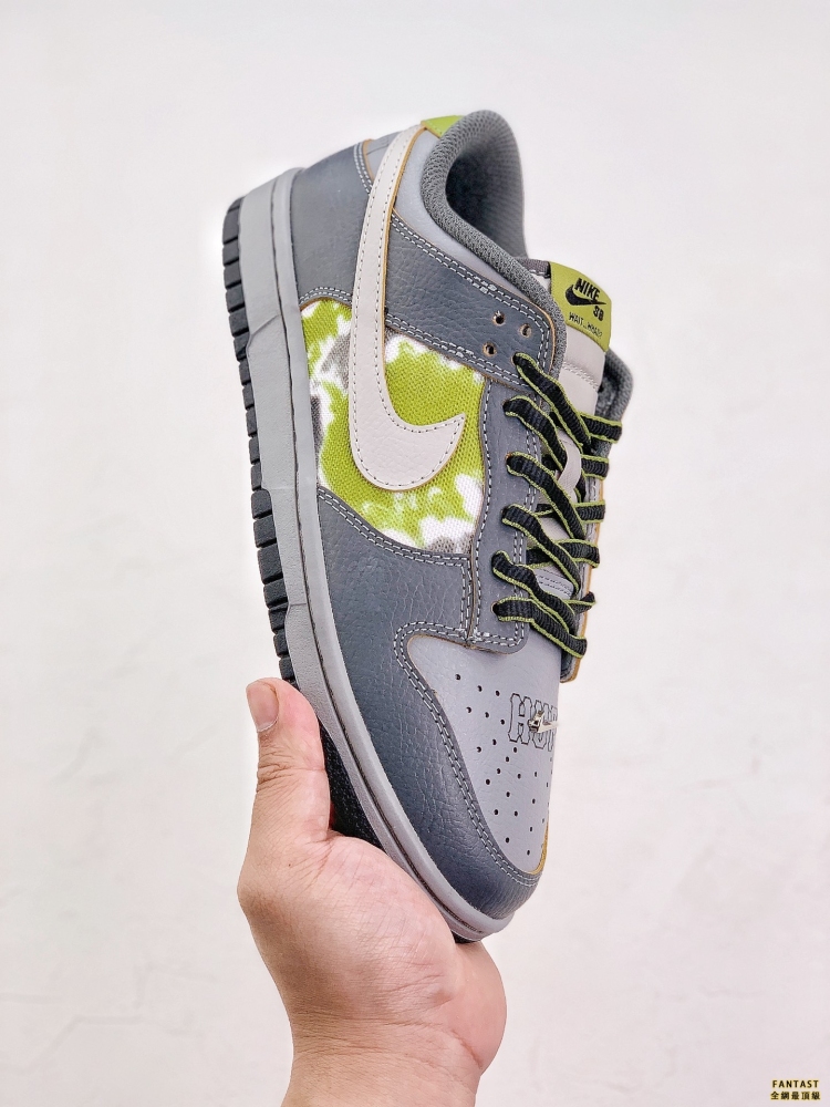 HUF x Nike SB Dunk Low 「Friends and Family」 灰綠紮染