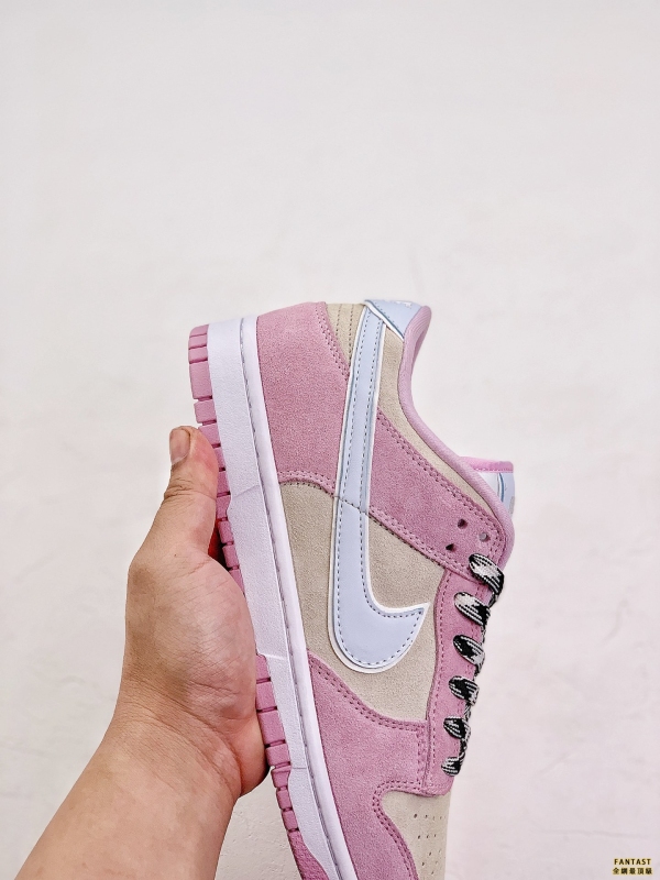 Nike Dunk Low 「Pink Suede」 粉藍配色