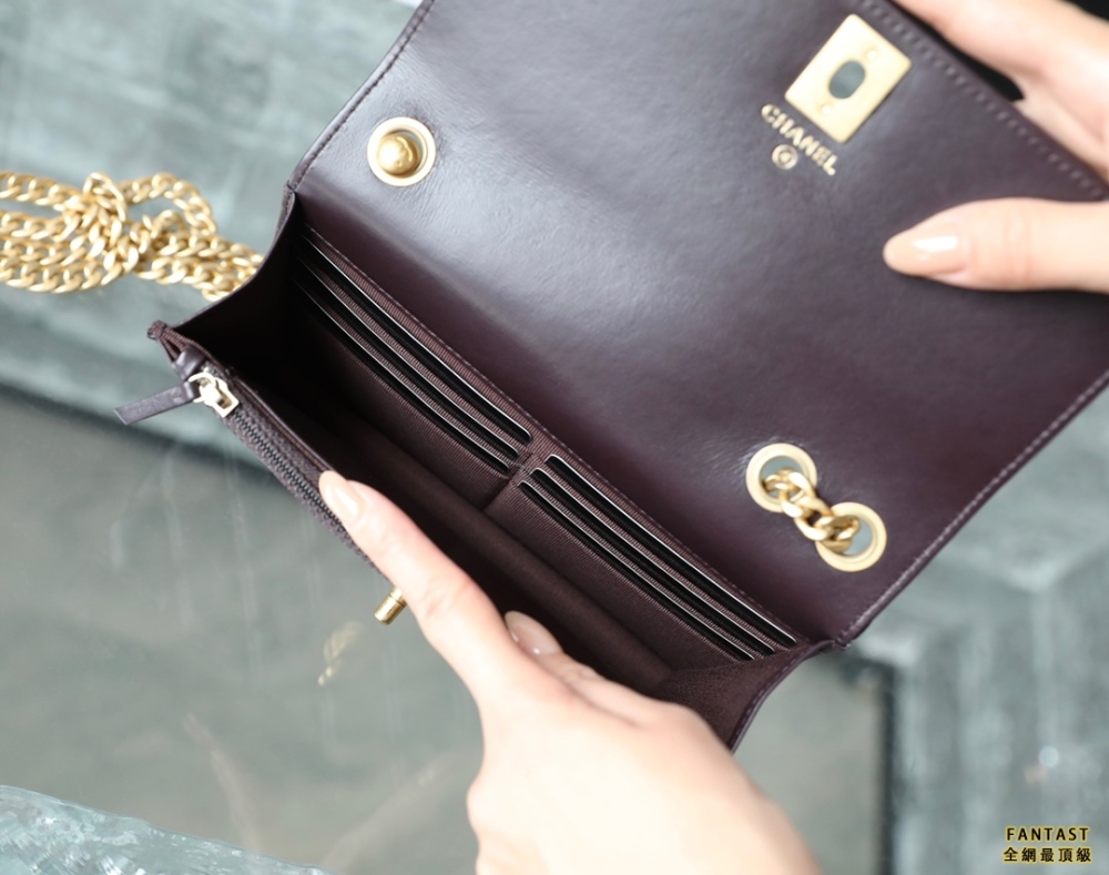 Chanel 22k秋冬 金柱調節鏈Woc 深棕