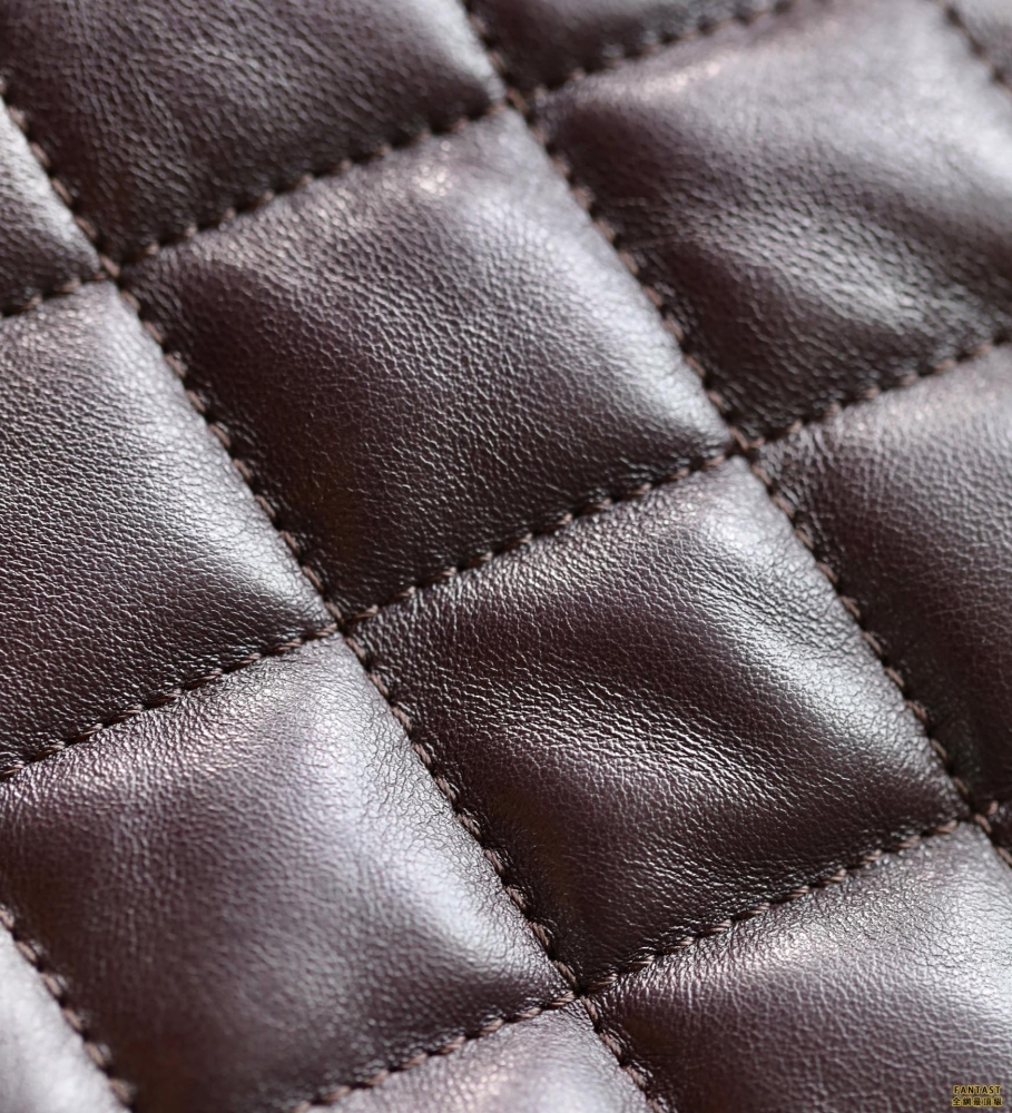 Chanel 22k秋冬 小金柱調節鏈口蓋包/大號 深棕 