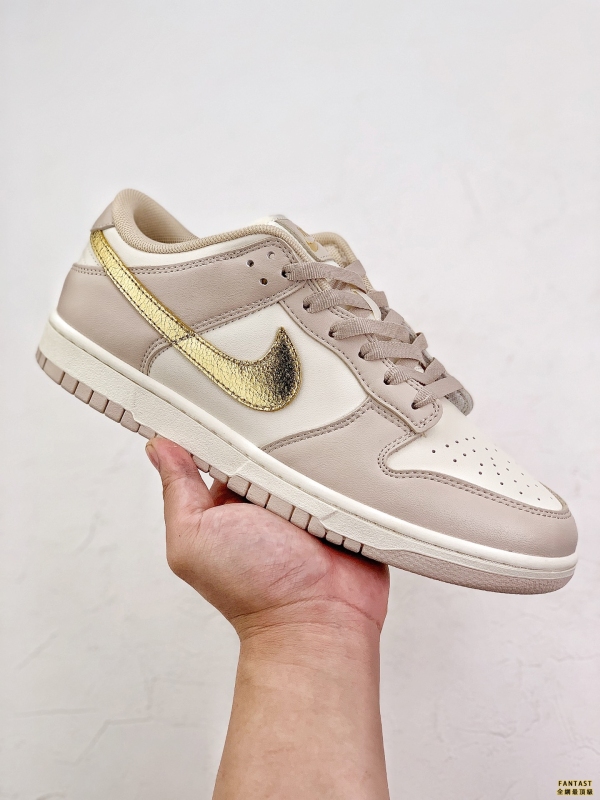 Nike Dunk Low 「Gold Swoosh」 米白金鉤