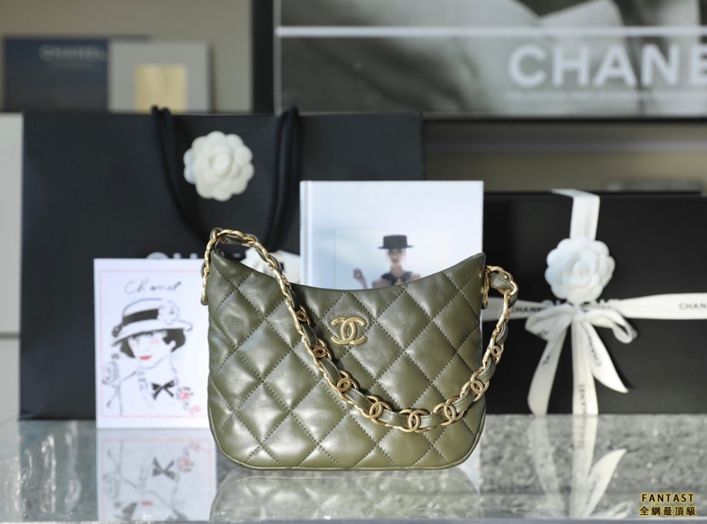 Chanel 22K秋冬 hobo腋下包/嬉皮包 古巴綠