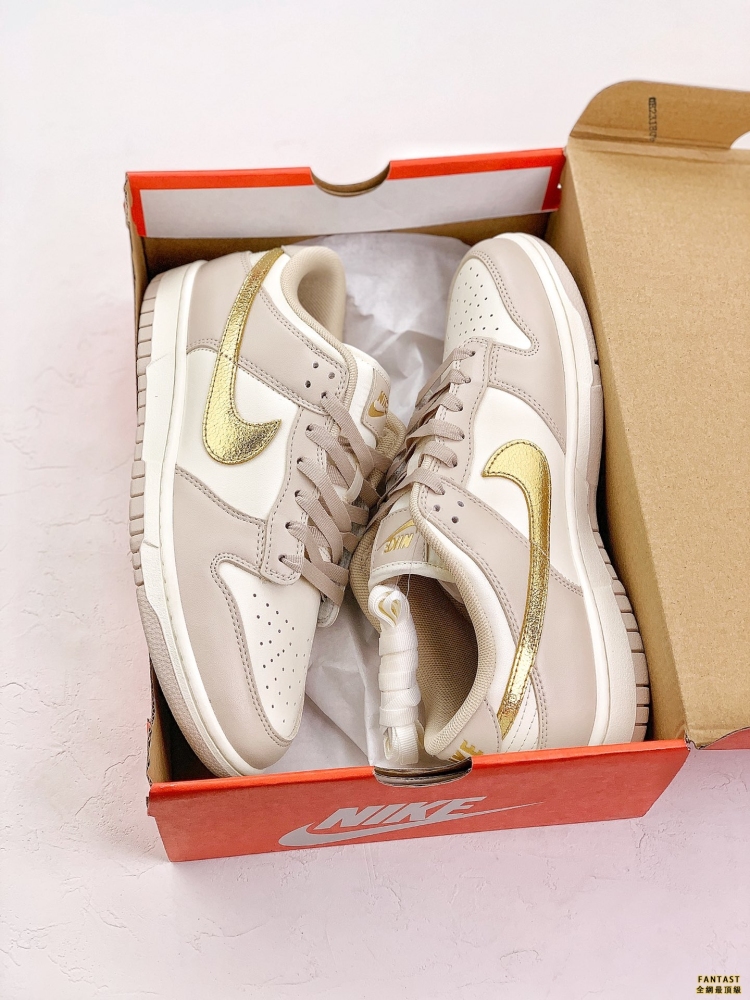 Nike Dunk Low 「Gold Swoosh」 米白金鉤