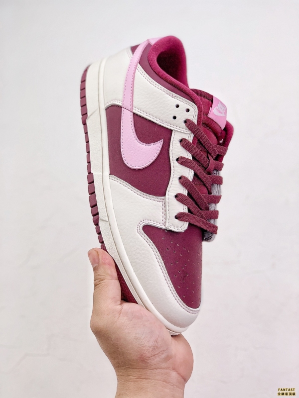 Nike Dunk Low 「Valentine』s Day」 櫻桃情人節