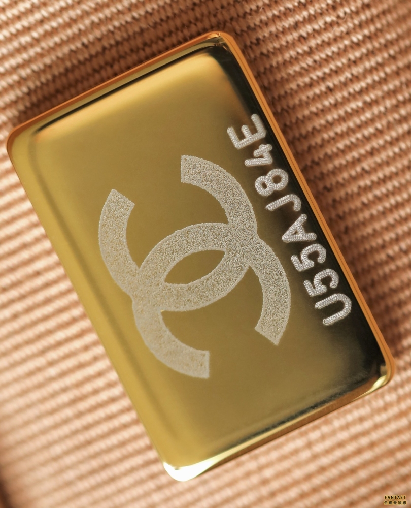 Chanel 22K秋冬 小金柱調節鏈口蓋包小號 奶茶色 