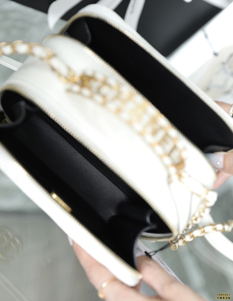 Chanel 22s相機包 小號 Vanity case手柄相機包 白色 