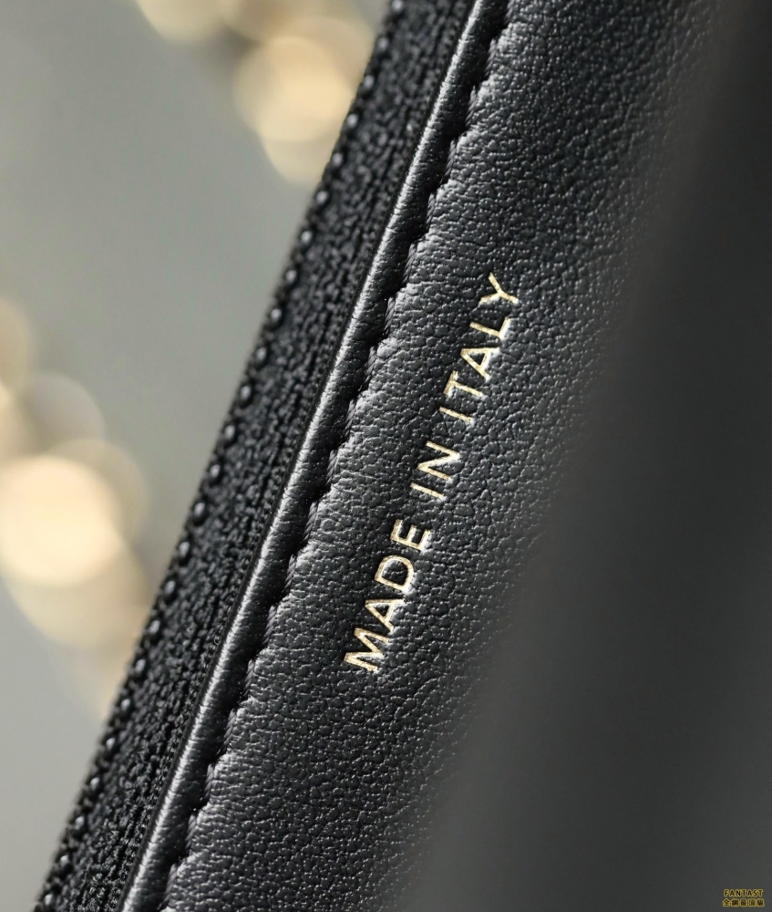 Chanel 22K秋冬 手提鏈條woc黑色