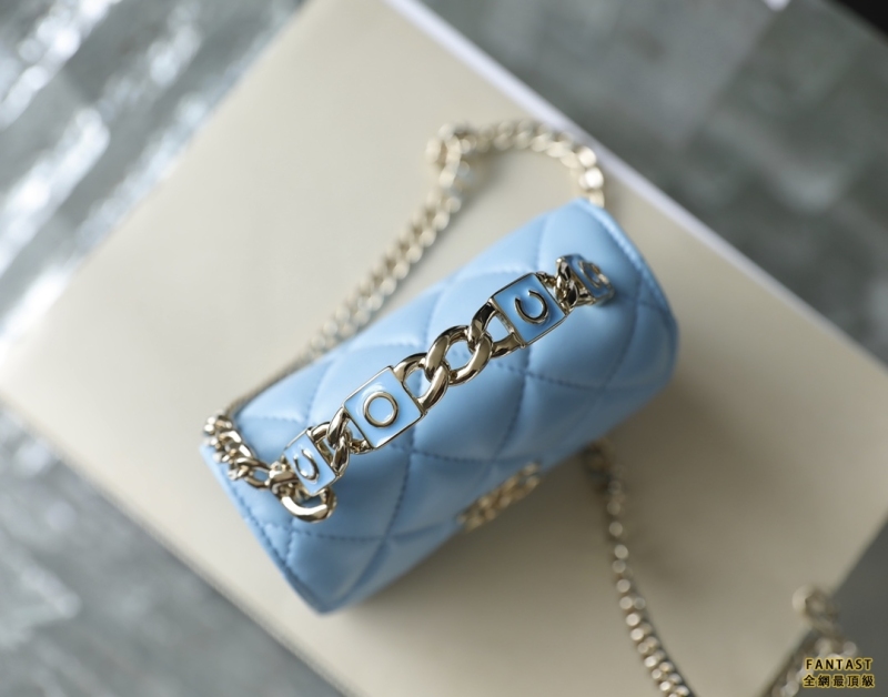 琺瑯手柄mini鏈條包 Chanel 22s春夏｜淺藍色