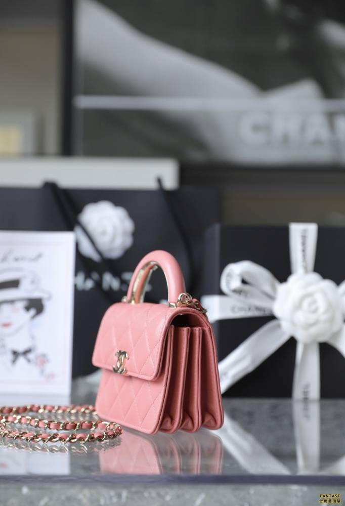 Chanel 22A手工坊系列 Mini手柄鏈條小包 粉色