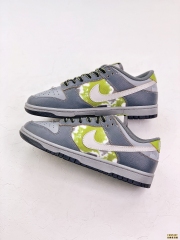 HUF x Nike SB Dunk Low 「Friends and Family」 灰綠紮染