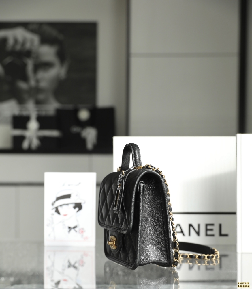 Chanel 22K秋冬 手柄口蓋包/郵差包 黑色