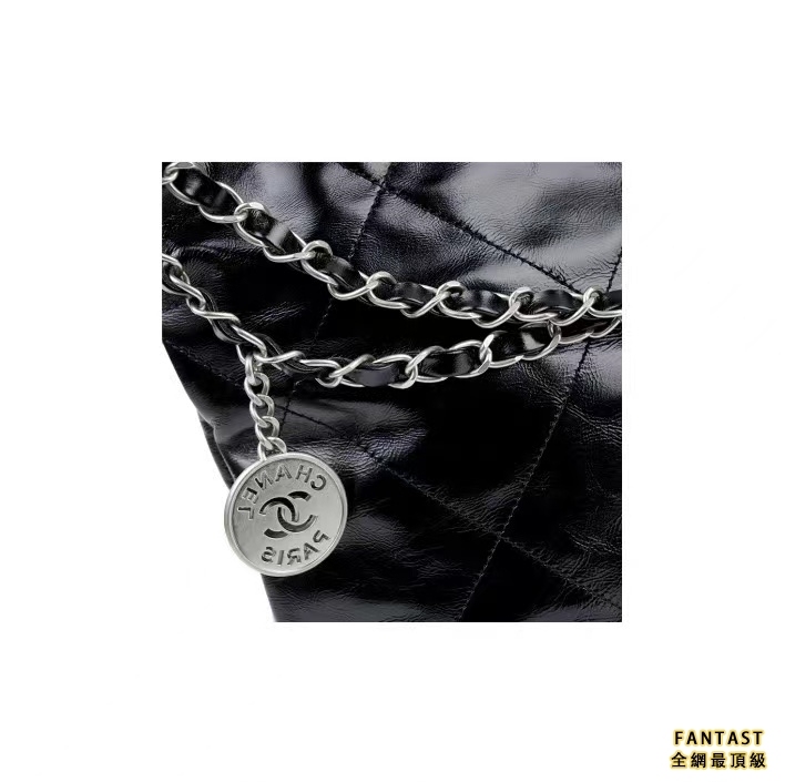 CHANEL 香奈兒 22Bag 超大容量銀色Logo鏈條光面小牛皮 單肩包 女款 黑色