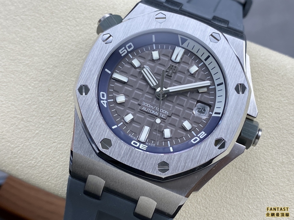 (市場最新最真版本)APF 愛彼15720型號 腕表尺寸42mmX14.2mm