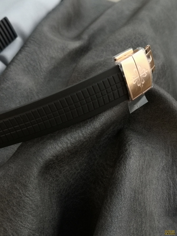 (市場最新最真版本3K推薦，百達翡麗AQUAN系列5167R-001腕表，紅金表殼搭配天然橡膠表帶，深棕色漸變表盤，324SC一體機自動機械，40毫米。