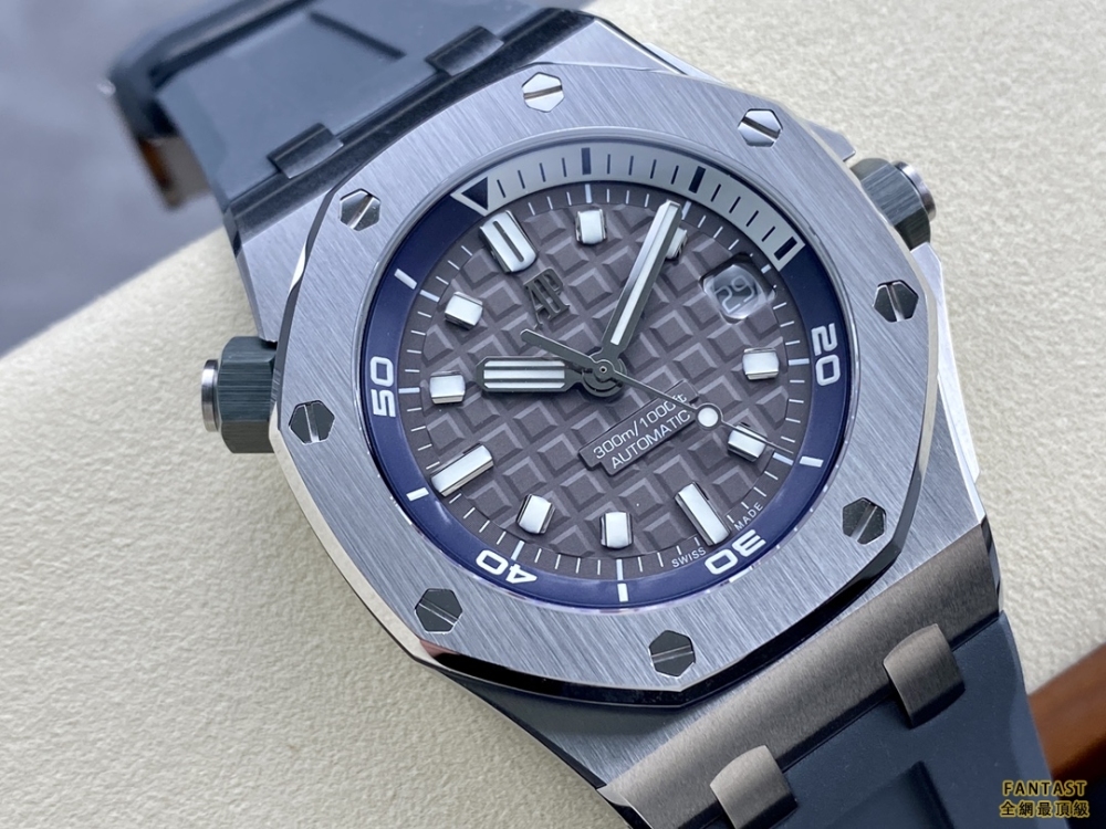 (市場最新最真版本)APF 愛彼15720型號 腕表尺寸42mmX14.2mm