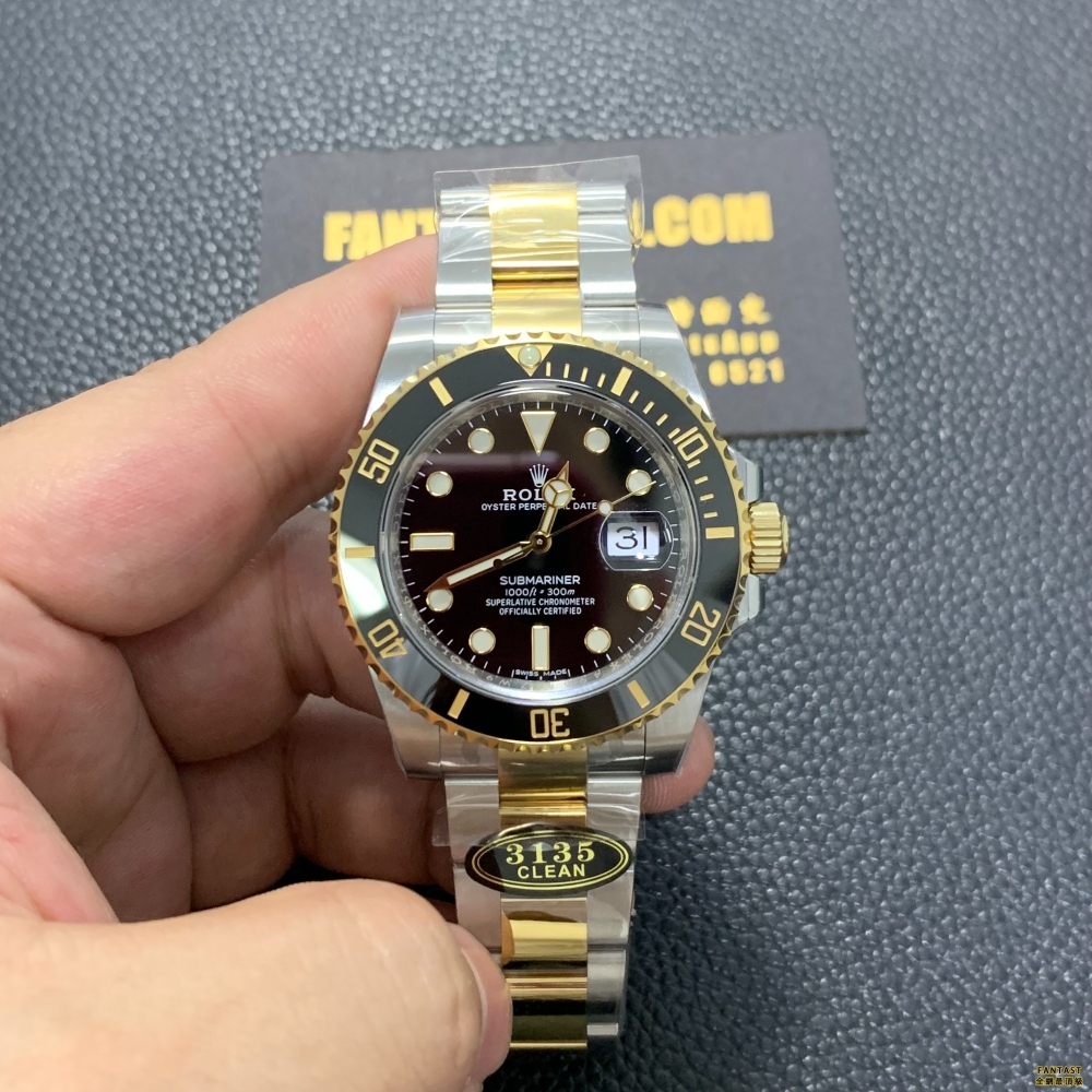 丹東3135機芯Clean廠香港高仿勞力士Submariner間金黑圈水鬼40MM