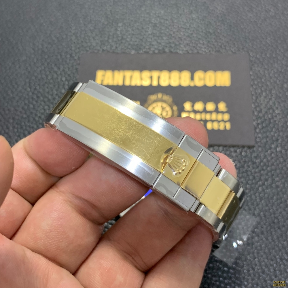 丹東3135機芯Clean廠香港高仿勞力士Submariner間金黑圈水鬼40MM