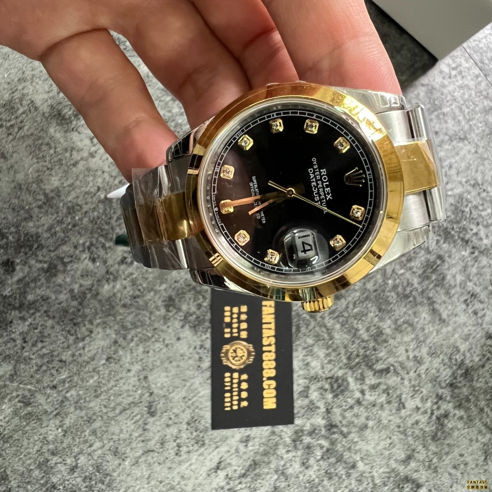 「高仿勞力士日誌M126233-0021 黑盤鑲鑽款式