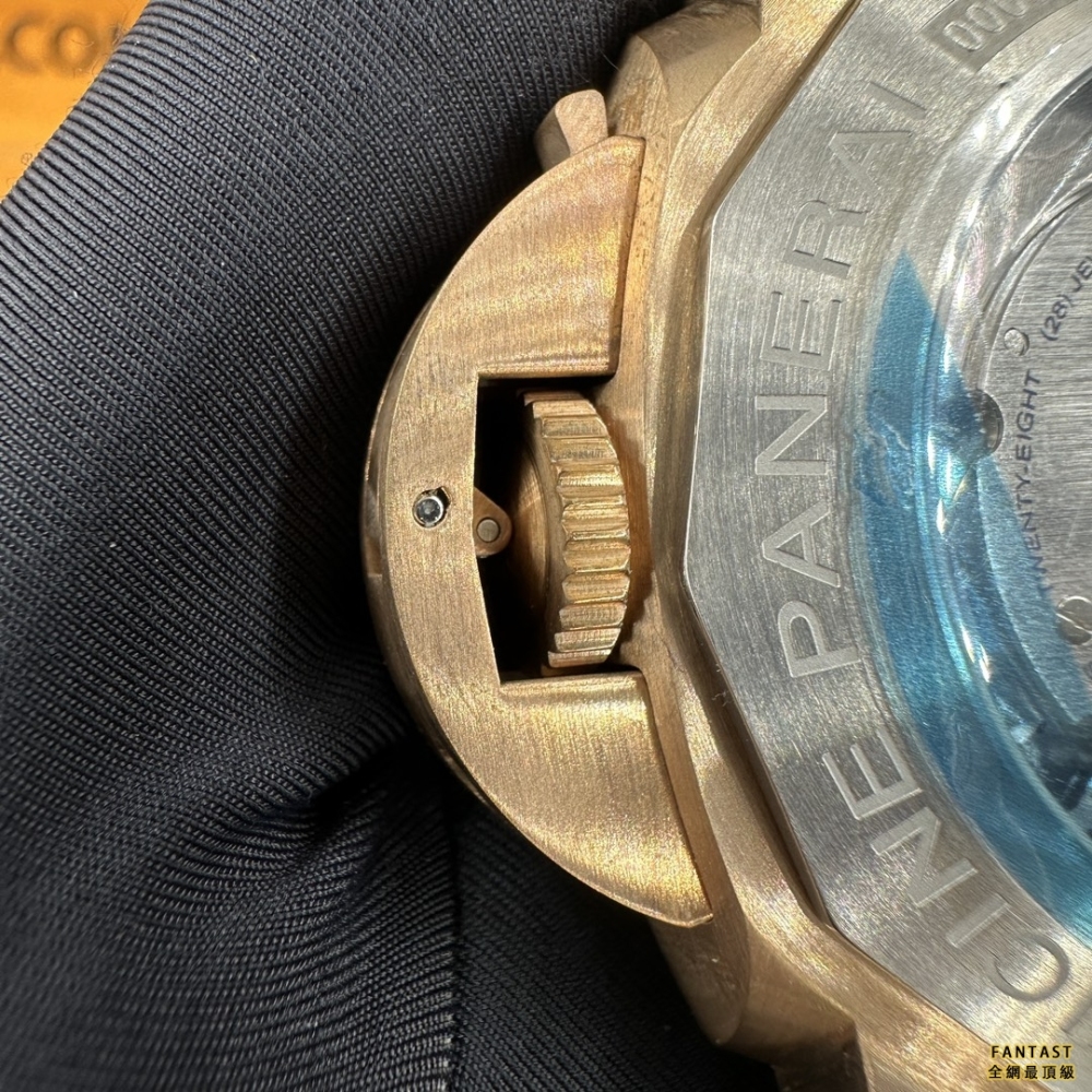 "高仿Panerai PAM382青銅戰士 - 終極完美版機械男表 | 精仿復刻"