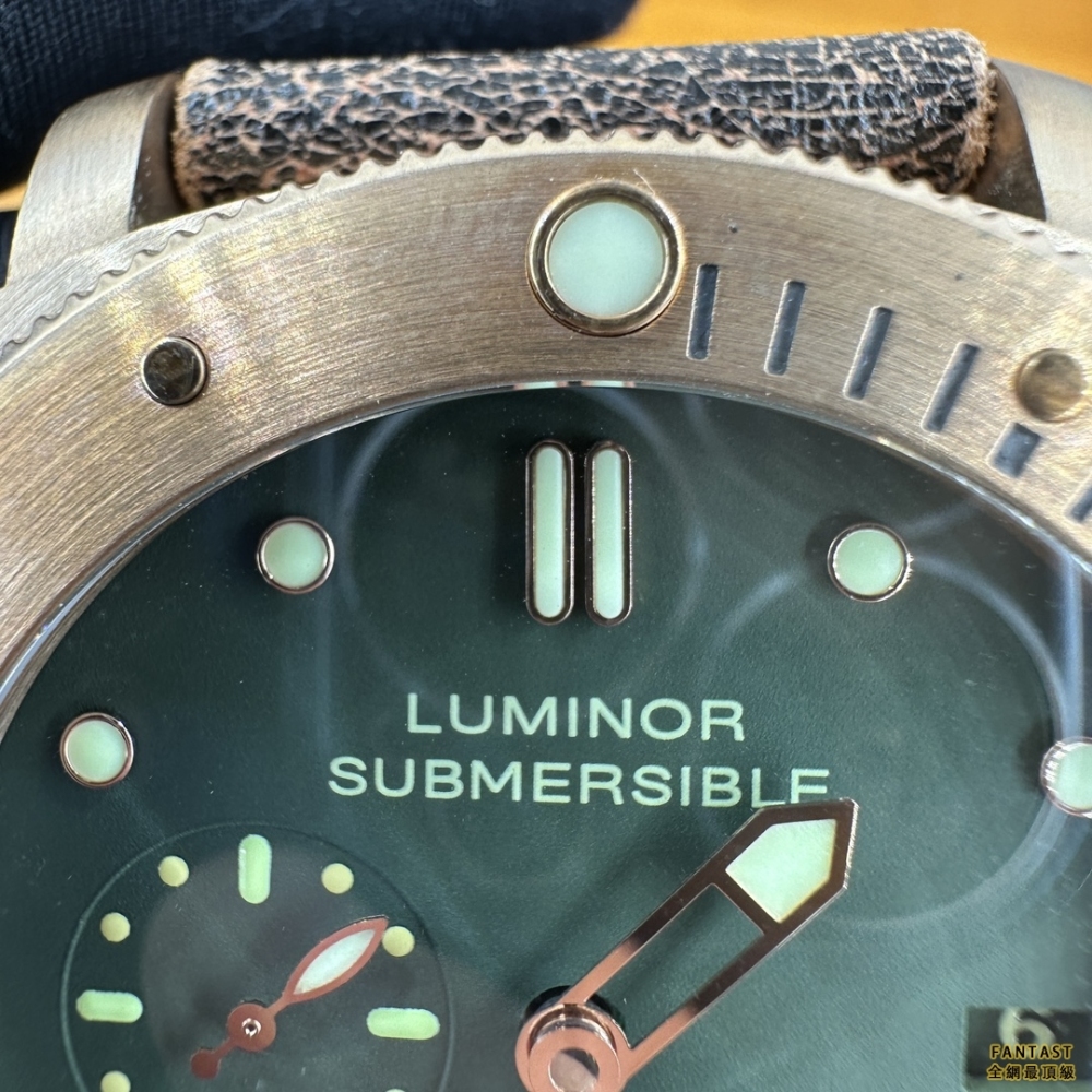 "高仿Panerai PAM382青銅戰士 - 終極完美版機械男表 | 精仿復刻"