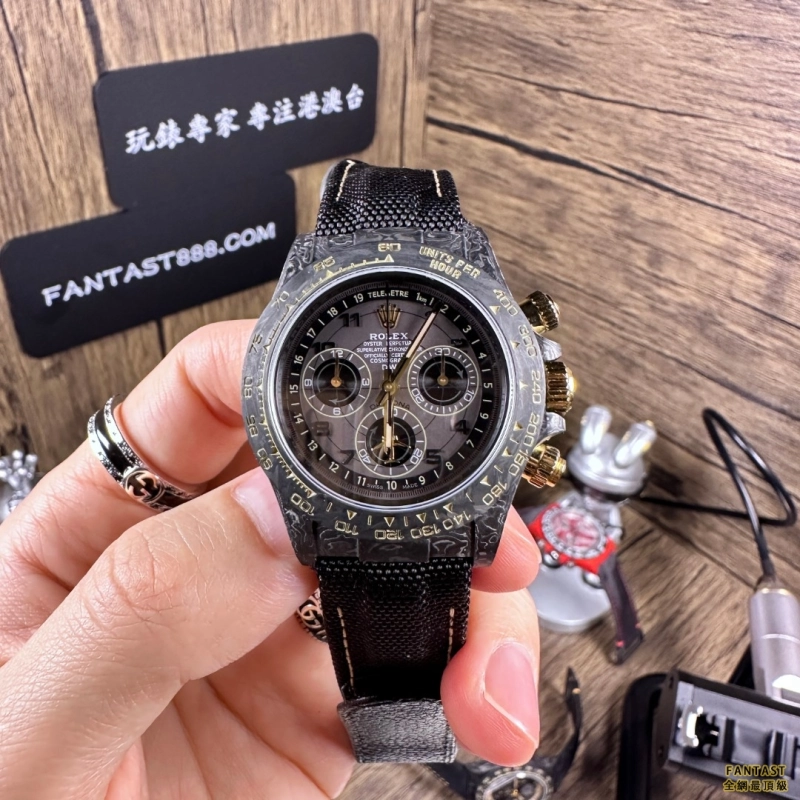 "DIW廠改裝定制迪通拿- 超輕 進口NTPT碳纖維 4130機芯"​​​​​​​黑色配金色圈口