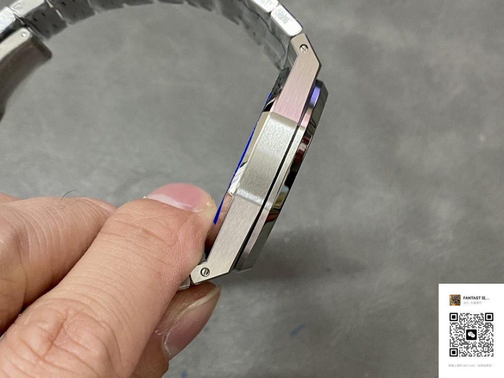 APS廠 15710白面：42mm精鑄傑作，匠心獨運的3120一體機芯