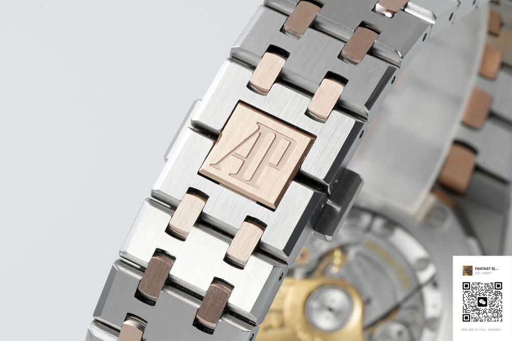 APS廠 15710白面：42mm精鑄傑作，匠心獨運的3120一體機芯