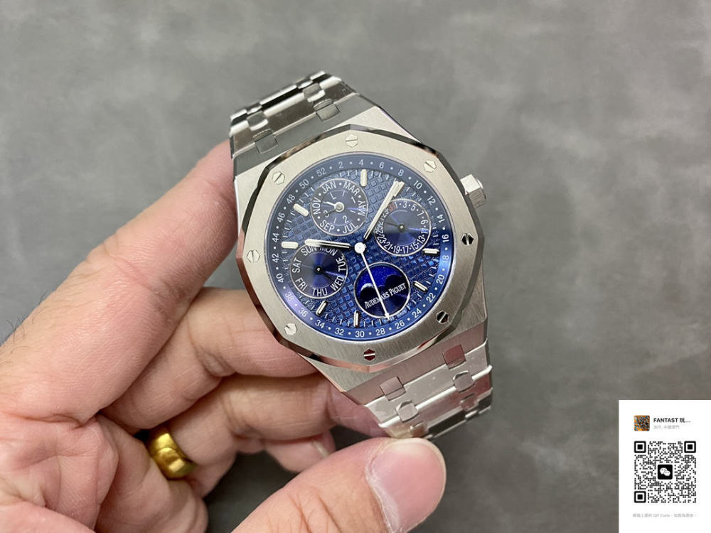 APS廠 15710白面：42mm精鑄傑作，匠心獨運的3120一體機芯