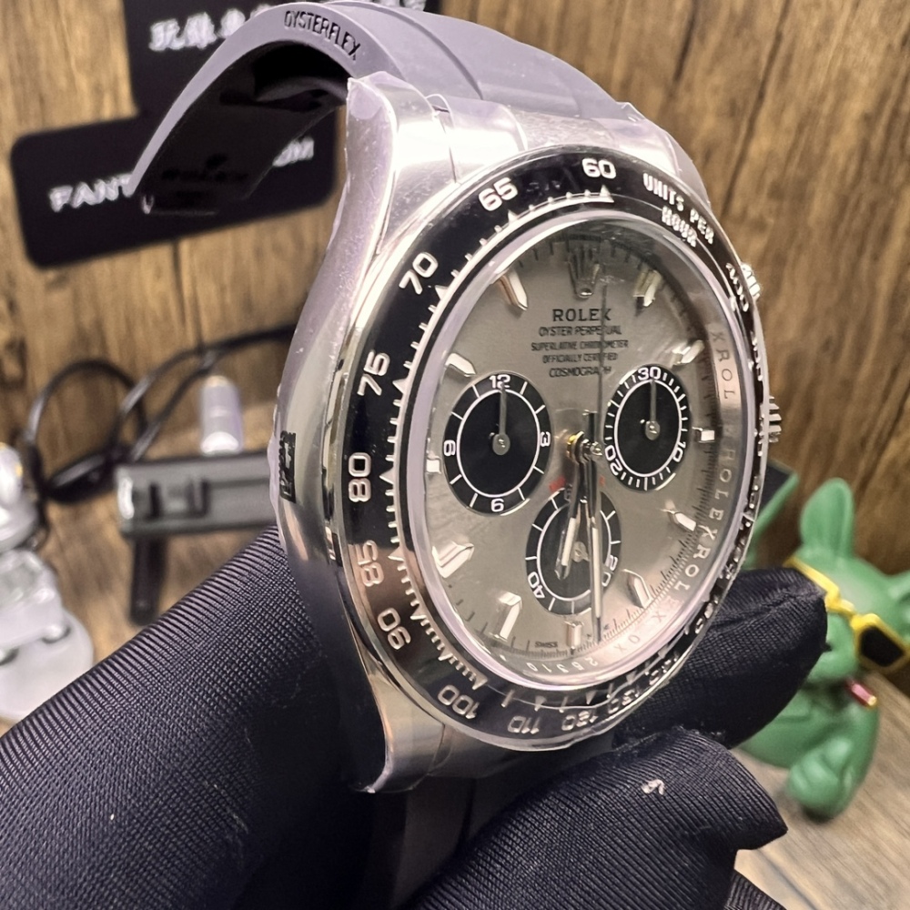"2024年最新CLEAN廠復刻版：勞力士Daytona M116519-0027水泥灰膠帶高仿V5版本實拍展示"