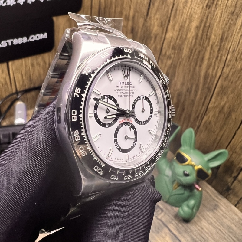 CLEAN廠版2024年最新高仿復刻勞力士熊貓腕錶126500LN V5版本