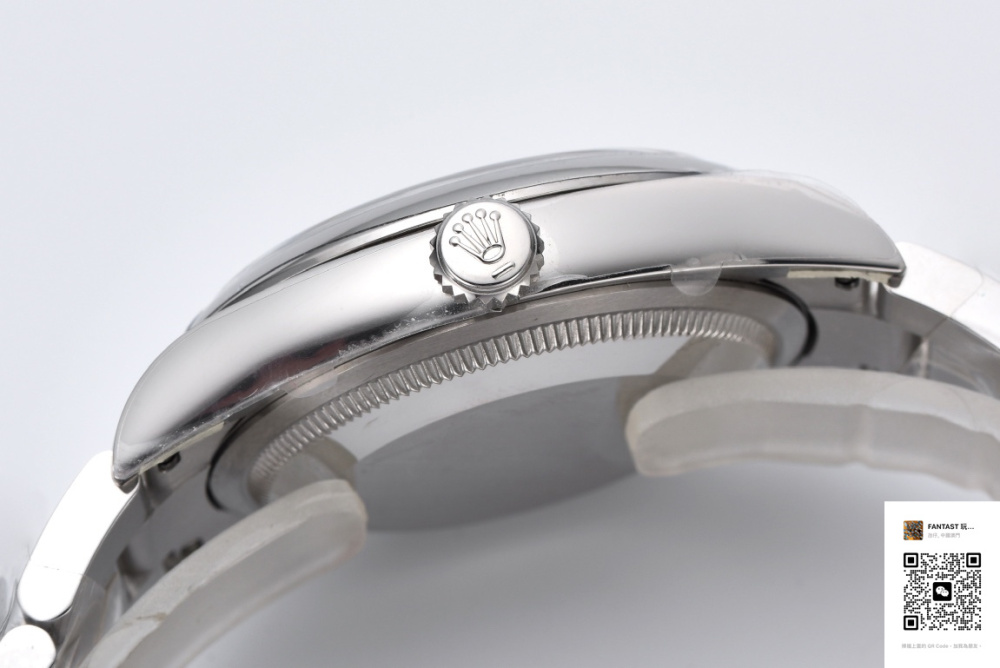 "C厰勞力士蠔式恒動41mm泡泡面手錶m124300-0008 | 精確與耐用"