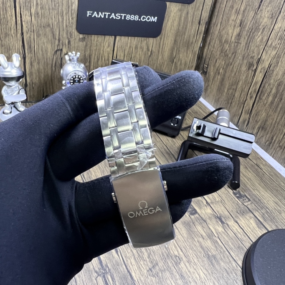 全新VS廠Omega海馬300系列手錶 - 冰藍錶盤 | 42mm 316L不銹鋼 | Omega仿製精選