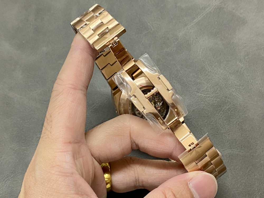 高仿江詩丹頓縱橫四海4300V鏤空手錶 - 1:1復刻Cal.1120QP機芯 | 高品質複製