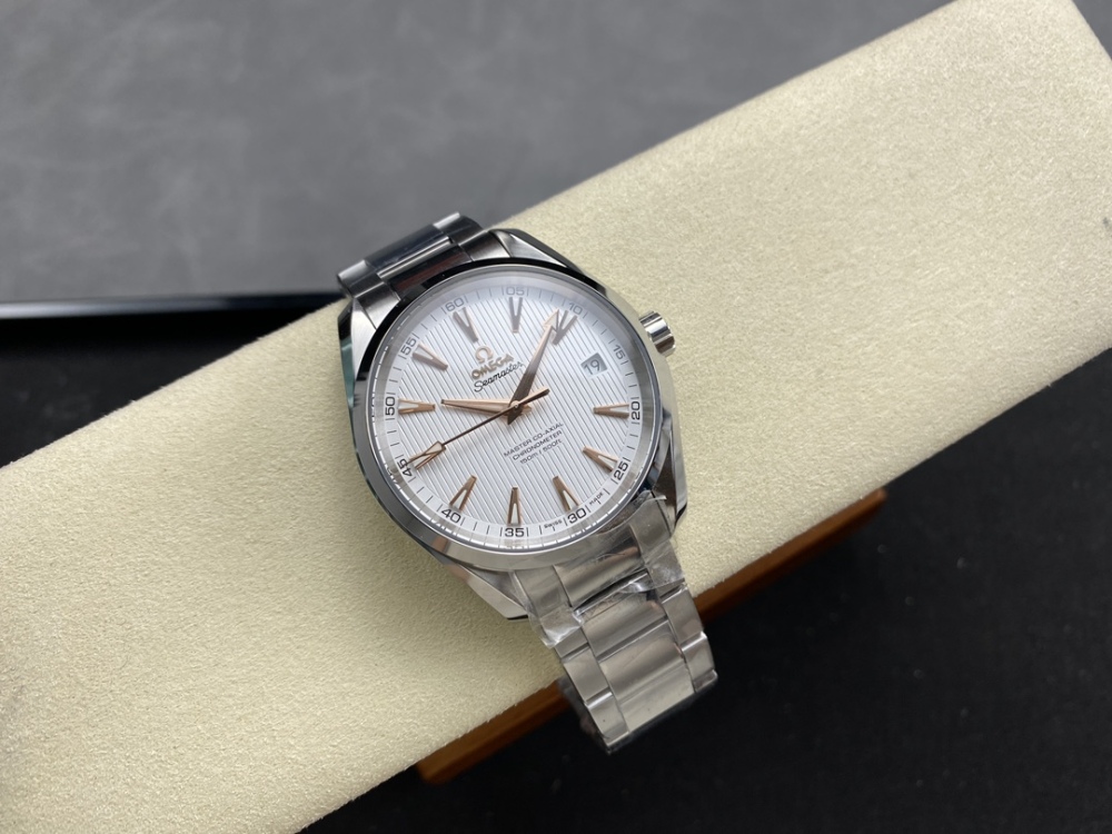 KG廠高仿歐米茄海馬150米手錶：8500機芯，卓越品質