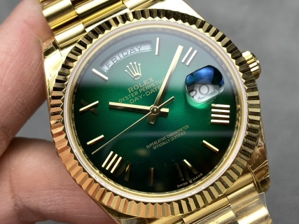 頂級高仿星期日曆型DAY-DATE 40系列足重復刻精品腕錶