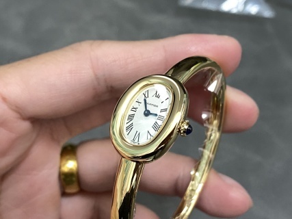 BBA手工坊 卡地亚浴缸系列全镶莫桑钻女神手镯手表 HPI01607，奢华闪耀