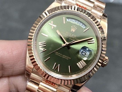 JVS 配重 劳力士 星期日志型40mm腕表，搭载2836机芯，经典设计与精准机芯的完美融合