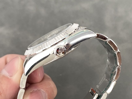 ZF全新重磅 勞力士Sky-Dweller天行者復刻腕錶 魅藍放射紋表盤