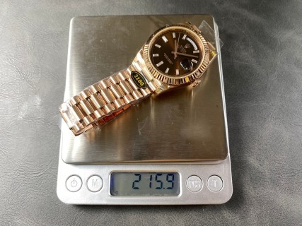 頂級復刻星期日曆型DAY-DATE40足重版豪華機械腕錶