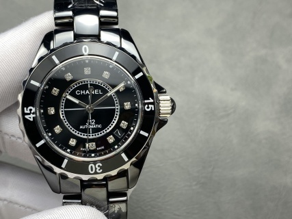 TW 香奈兒 J12 陶瓷 38mm 機械腕錶｜經典大氣設計，奢華與性價比的完美融合