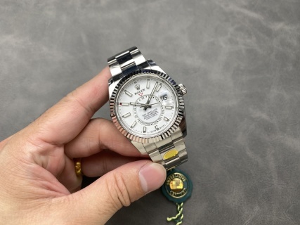 ZF全新系列劳力士天行者Sky-Dweller 42MM 复刻腕表 精钢版